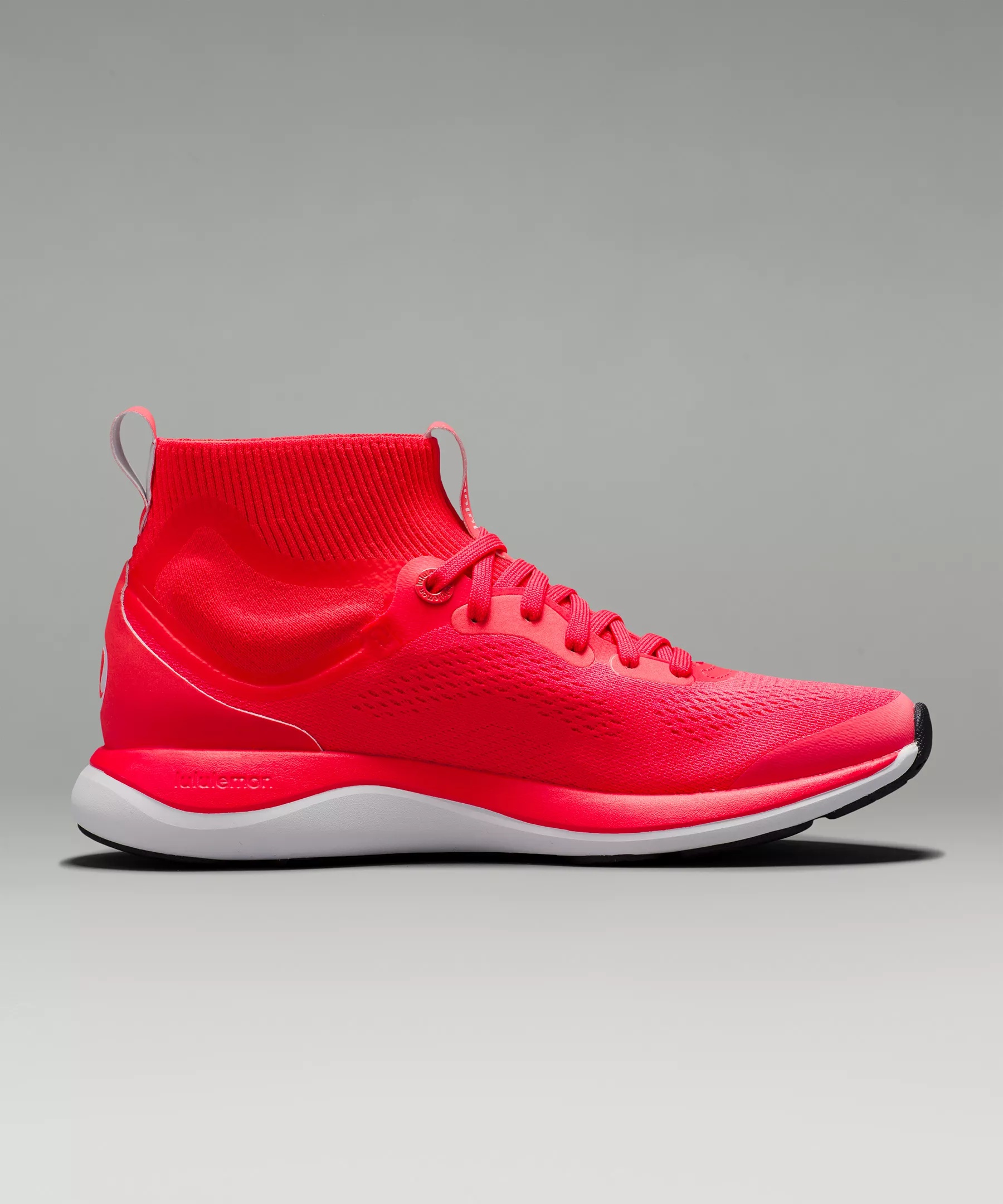 Women's Chargefeel Mid Workout Shoe - 5