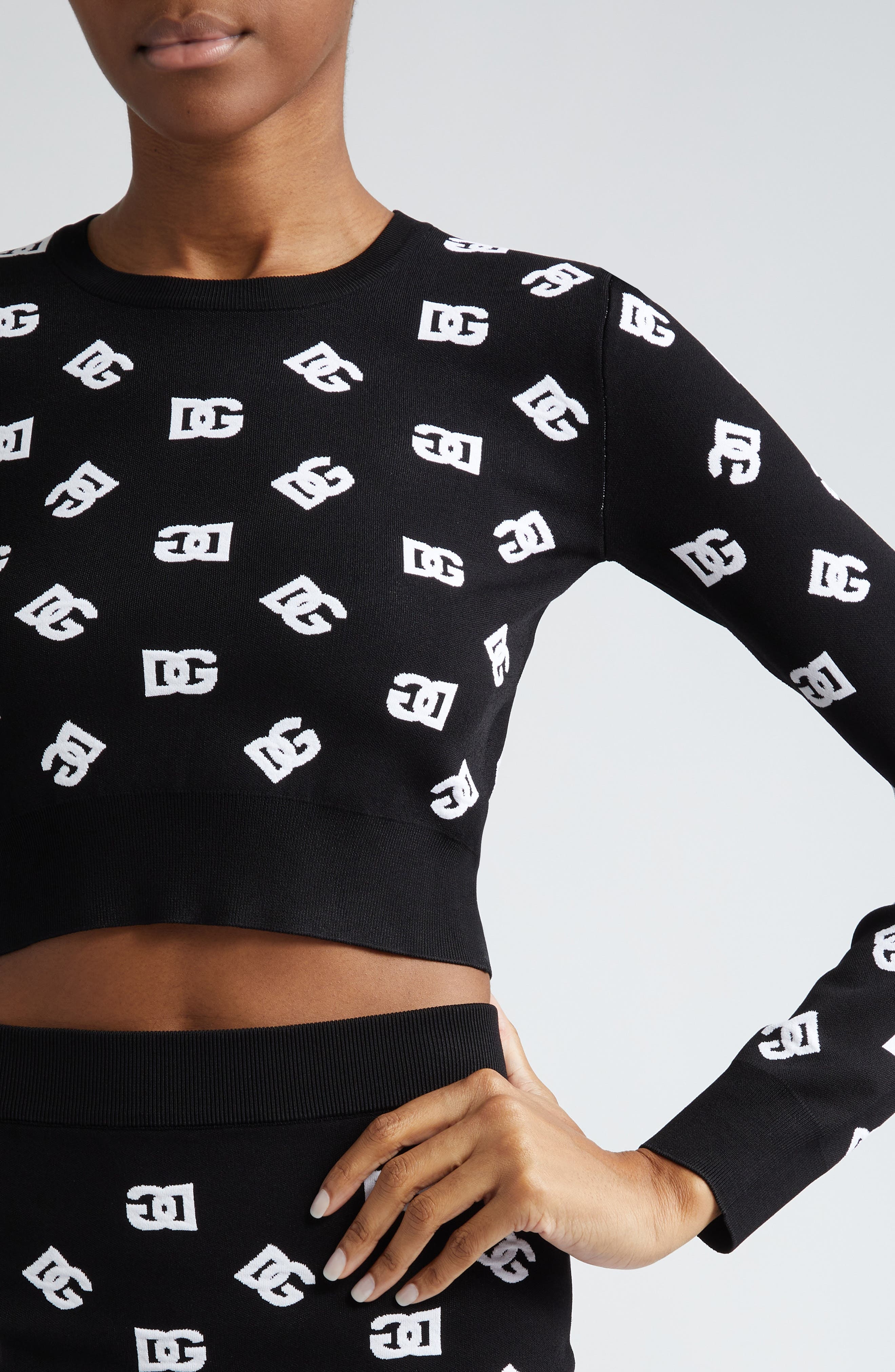 Dolce&Gabbana Logo Jacquard Crop Crewneck Sweater in N0004Nero/Bianco at Nordstrom - 5
