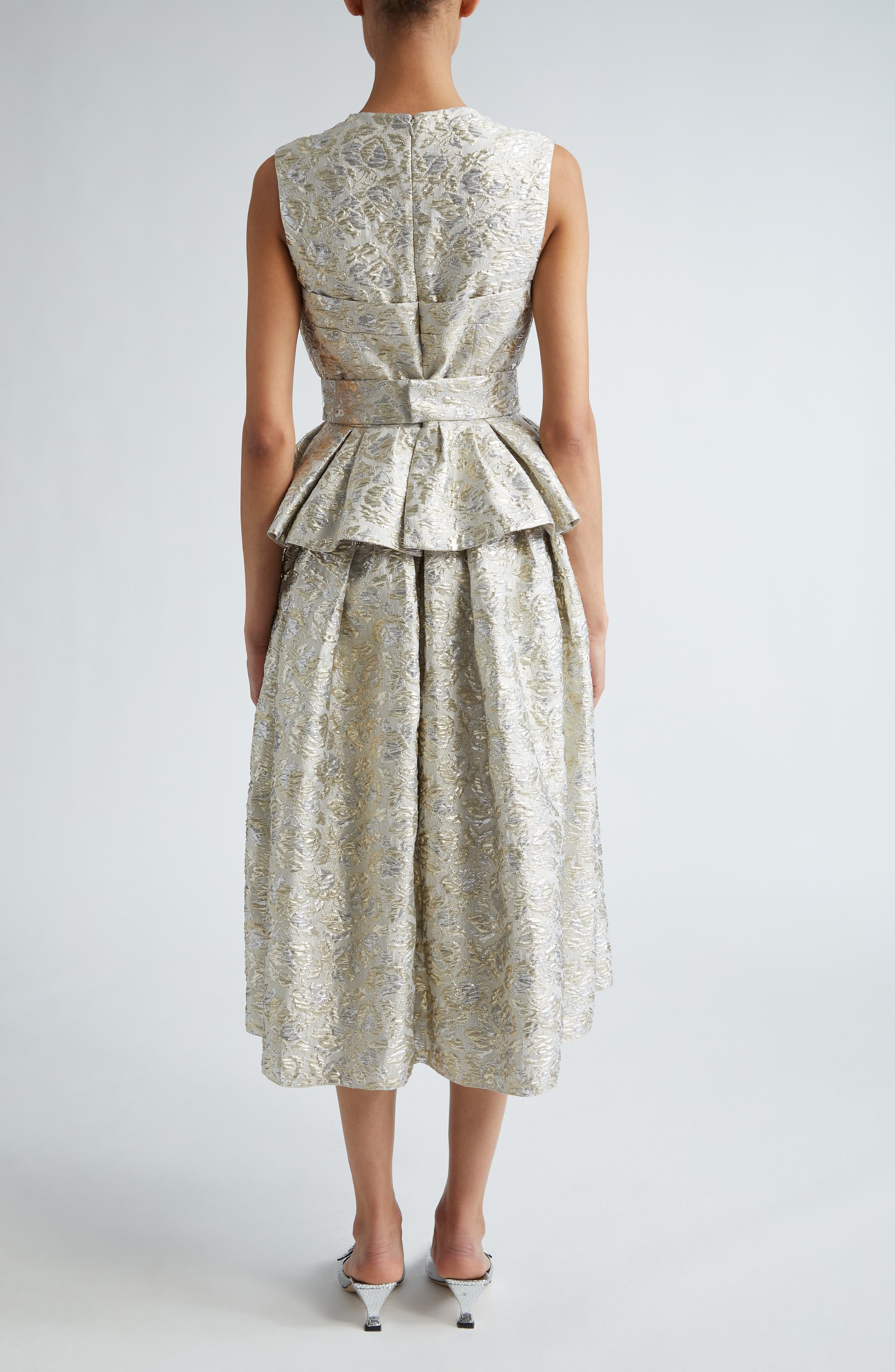 Sleeveless Metallic Cloqué Peplum Cocktail Dress - 2