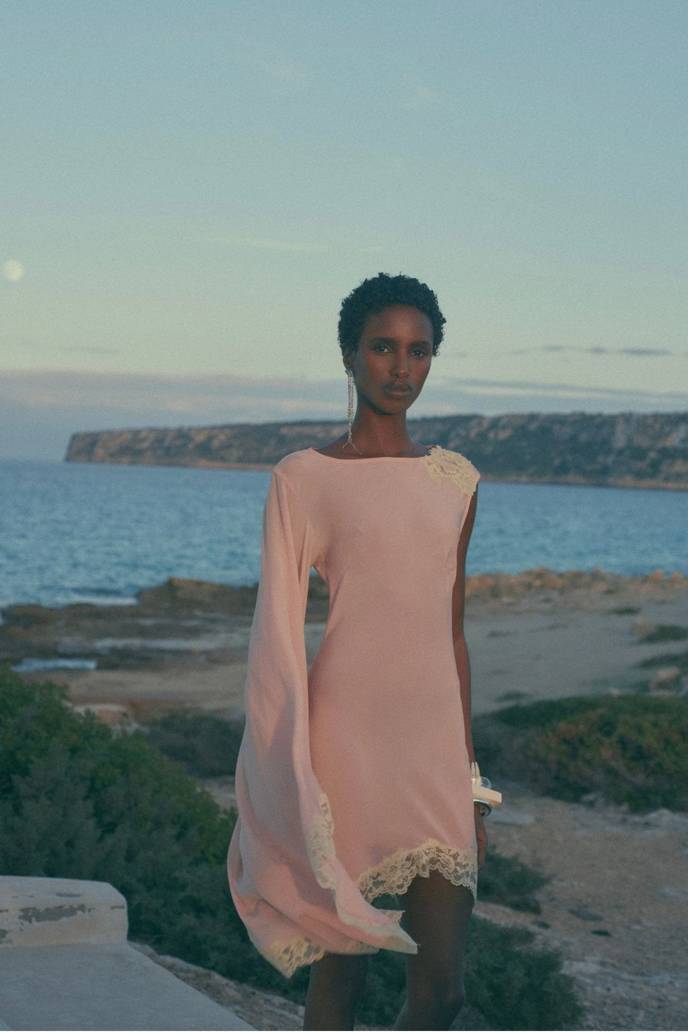 de la vali mini dress veta in pink crepe chine It also features an animal print. For the 365 party girl