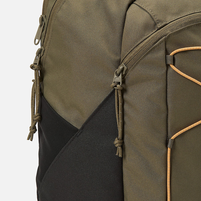 Outdoor 28-Liter Backpack 4