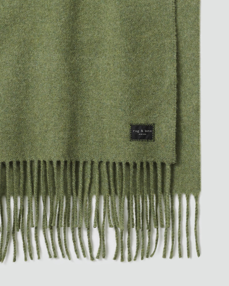 Addison Wool Skinny Scarf
Midweight Scarf 3