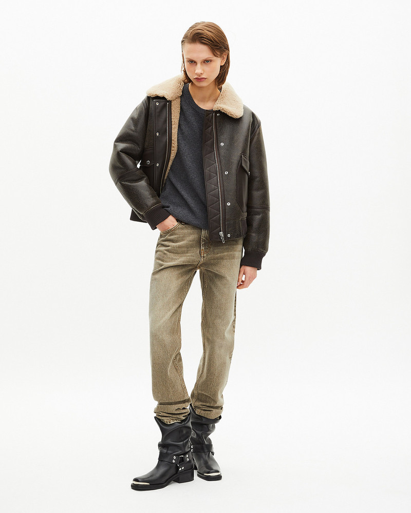 SHORT BROWN WOOLLY SKIN 6