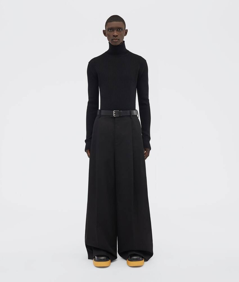 Bottega Veneta belt outlook