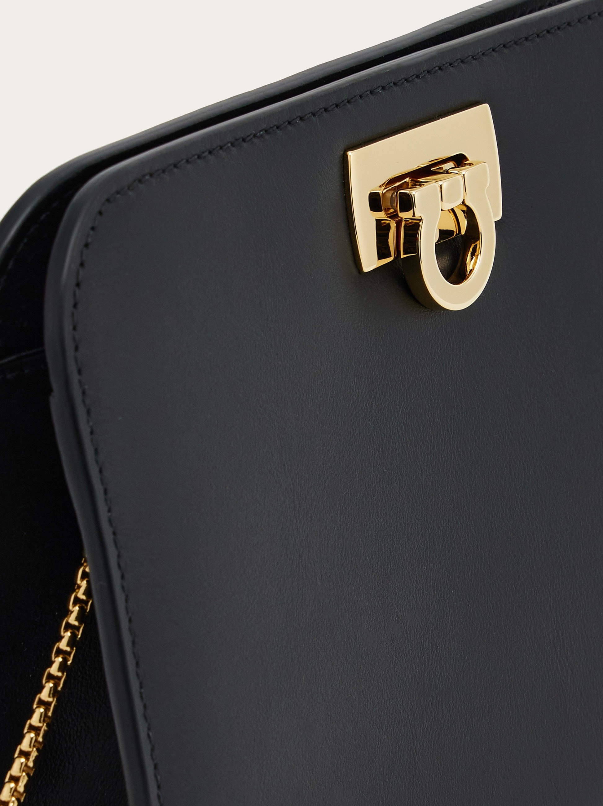 ■FERRAGAMO■ Small Diana Clutch Black 210587560469 21058756 Diana clutch - Women | Ferragamo