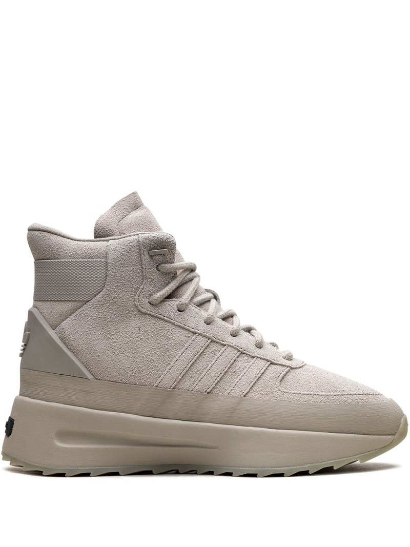 x Adidas Los Angeles Hikers "Fear Of God Athletics - Sesame" sneakers 1
