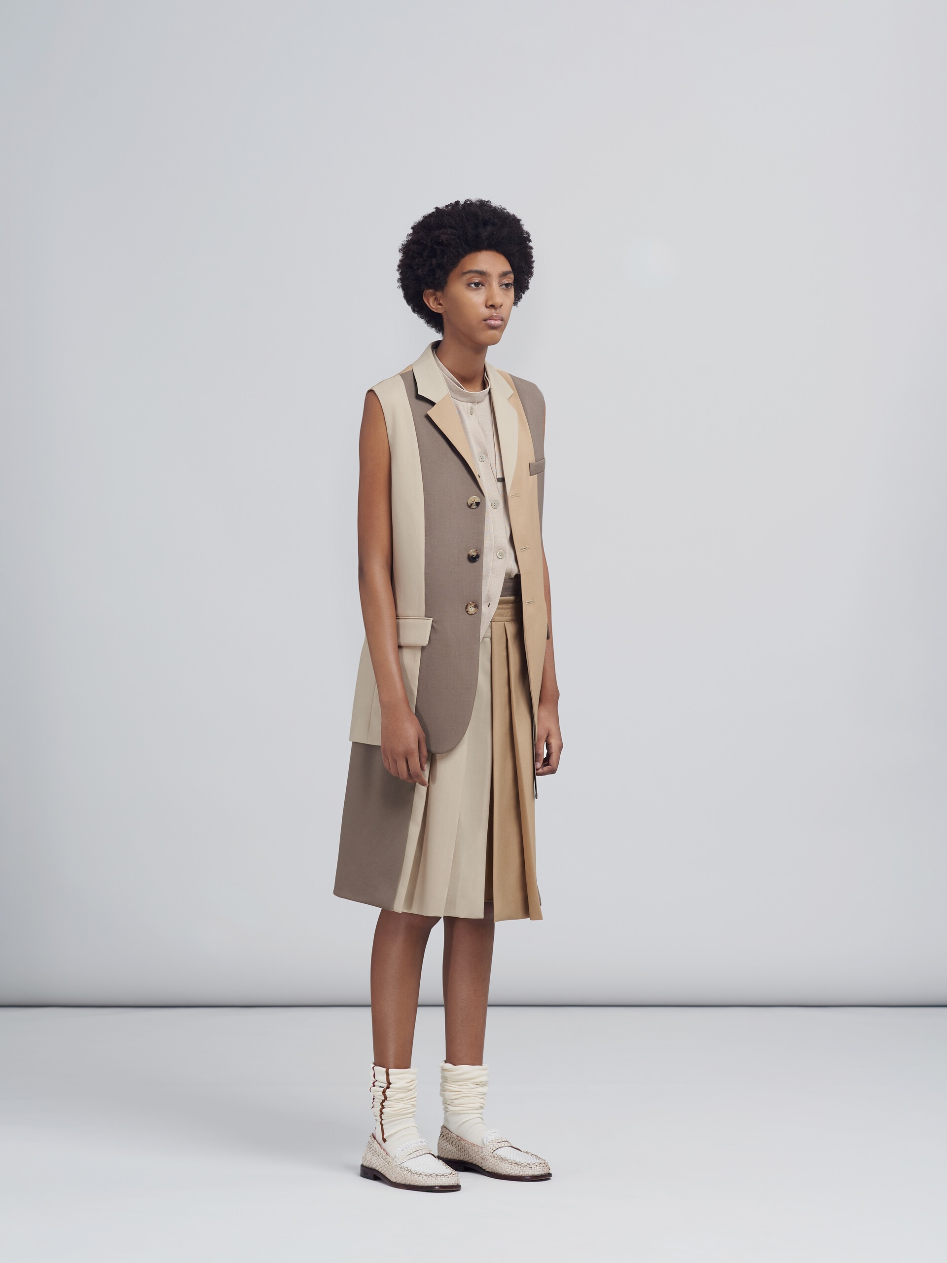 CHIC LIGHT WOOL VEST - 5