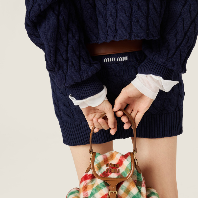 Wool miniskirt 5