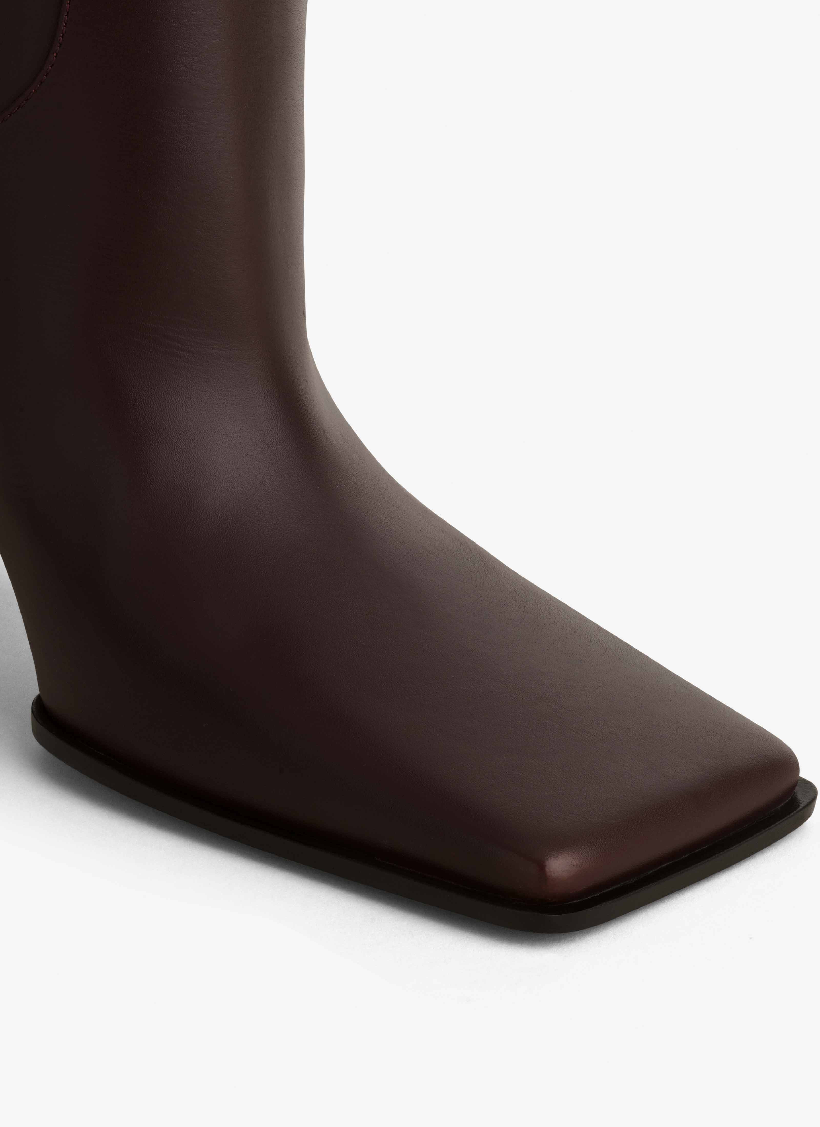 SQUARE KNEE BOOTS IN CALFSKIN - 4