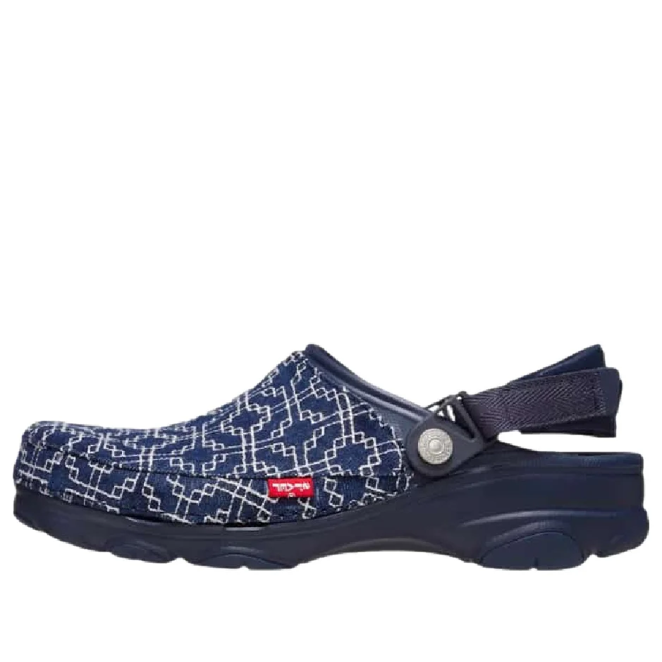 Crocs x Levi's Sashiko Classic All-Terrain Clog 'Dark Wash' 208917-410 - 1