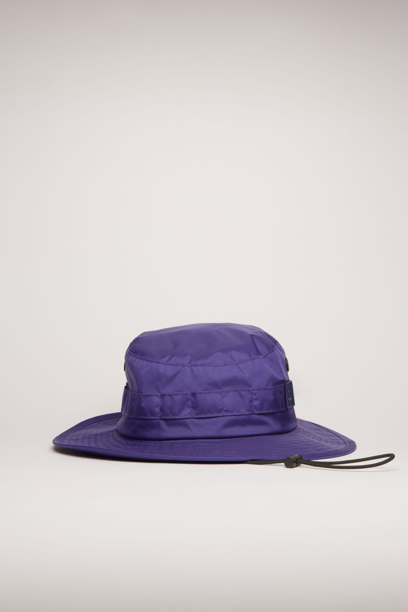 Face patch bucket hat sea blue 1
