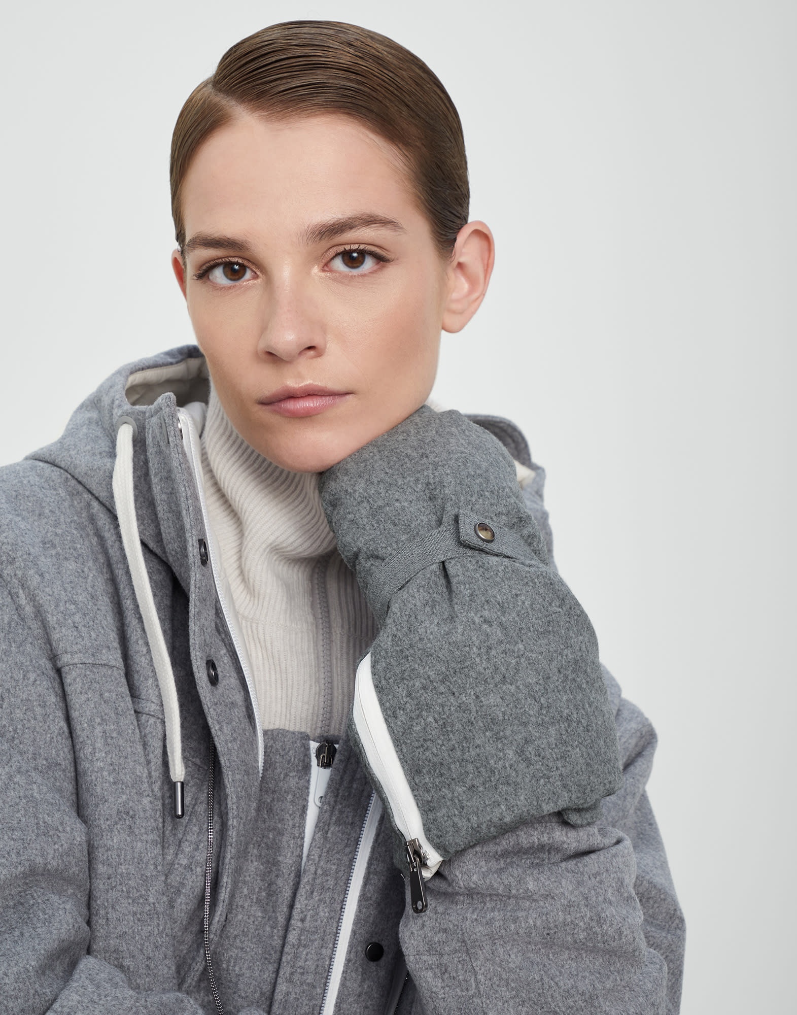 Bonded wool flannel mittens with precious chain - 3