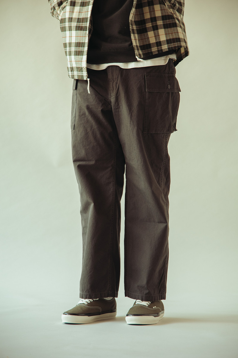 PHIGVEL MAKERS Co. Poplin Cloth Cargo Trousers - Faded Charcoal outlook