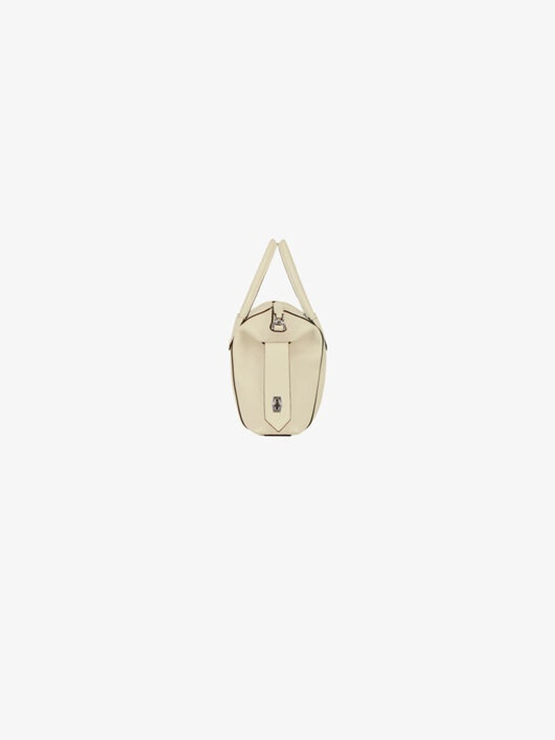 Givenchy SMALL ANTIGONA SOFT IN SMOOTH LEATHER outlook