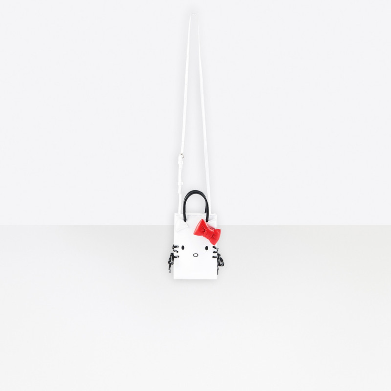 Hello Kitty Phone Holder 3