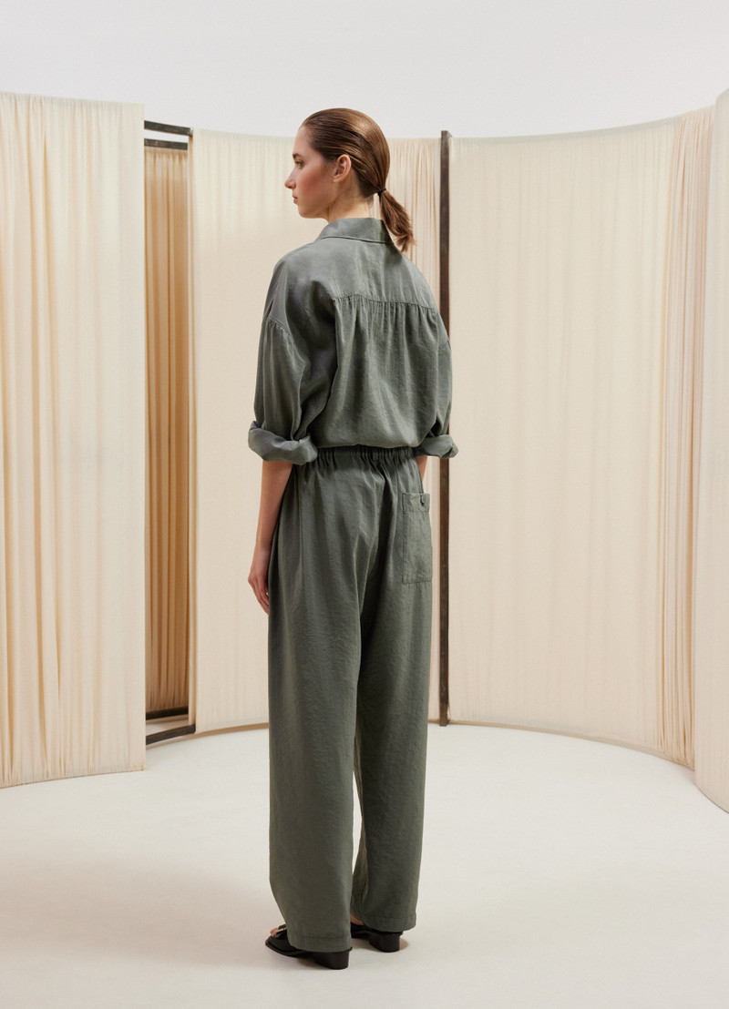 STRAIGHT COLLAR TWISTED SHIRT 3
