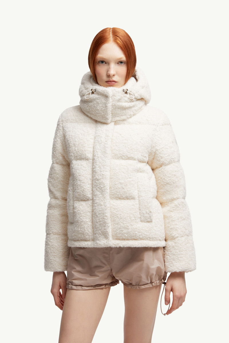 Virieu Bouclé Hooded Short Down Jacket 3