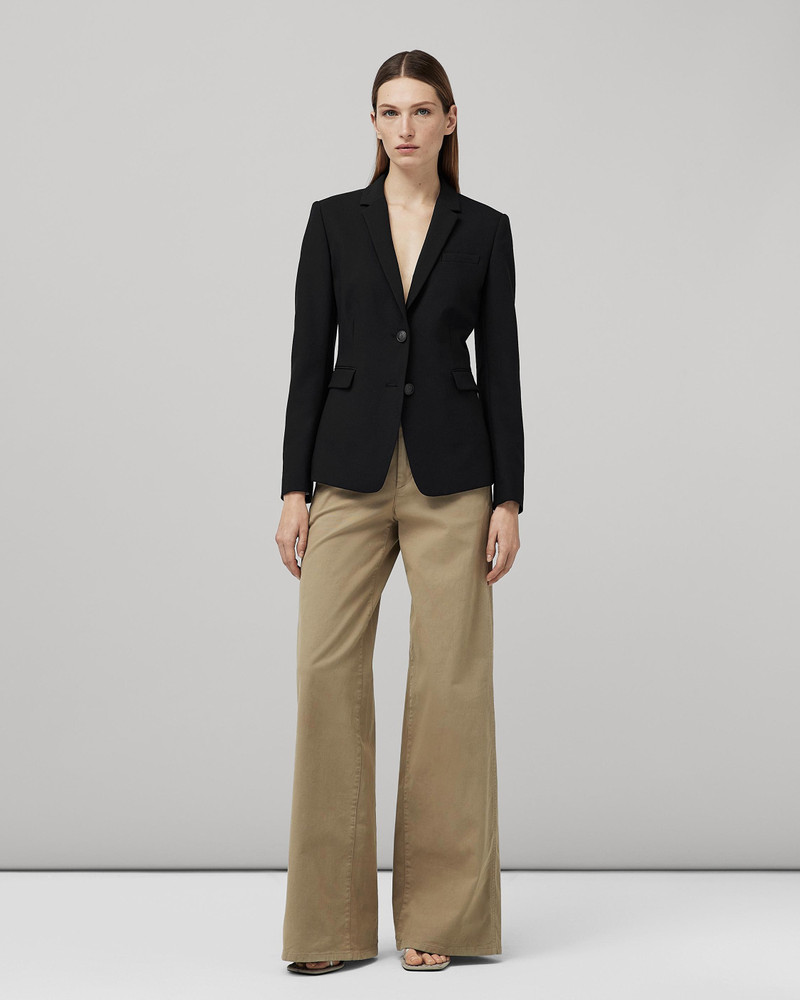 rag & bone Razor Cady Crepe Blazer
Classic Fit Blazer outlook
