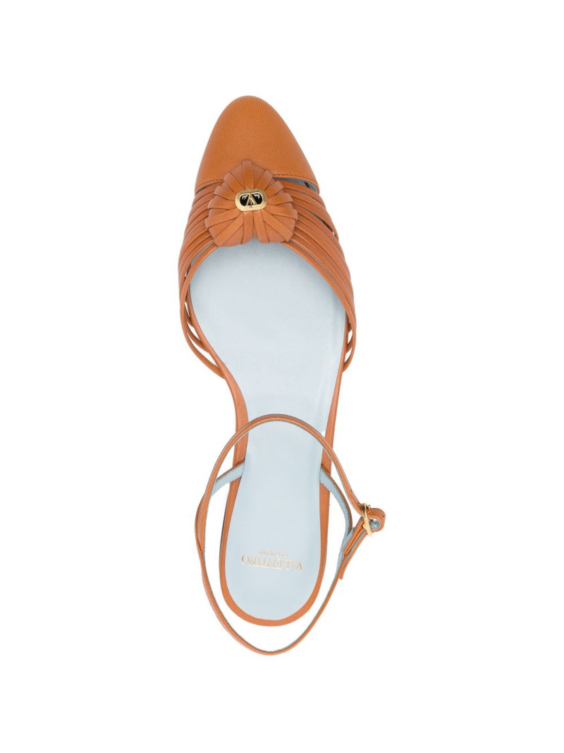heart-detail strap sandals 4