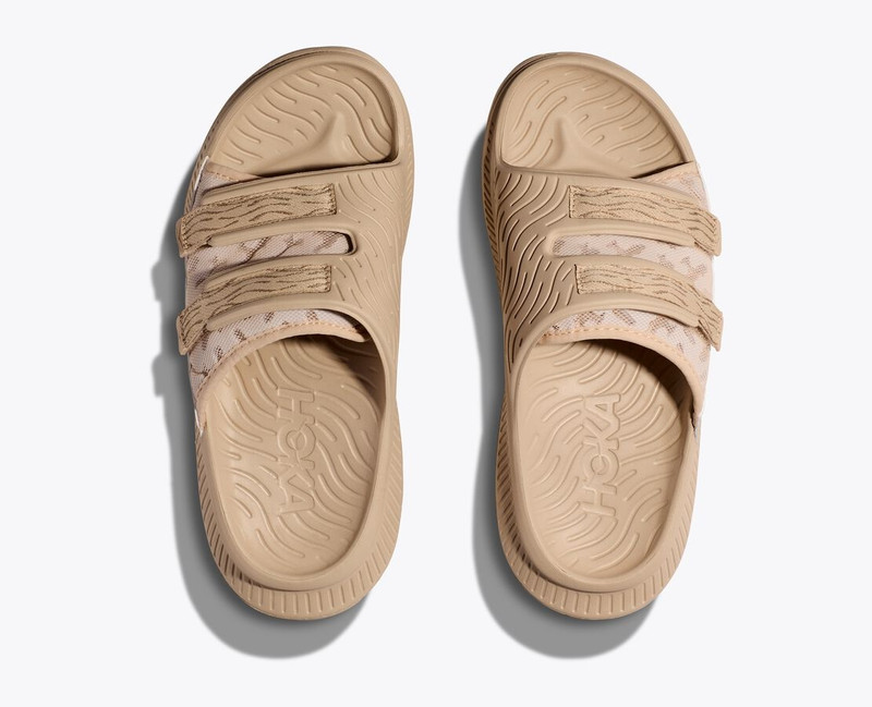 HOKA All Gender Ora Luxe outlook