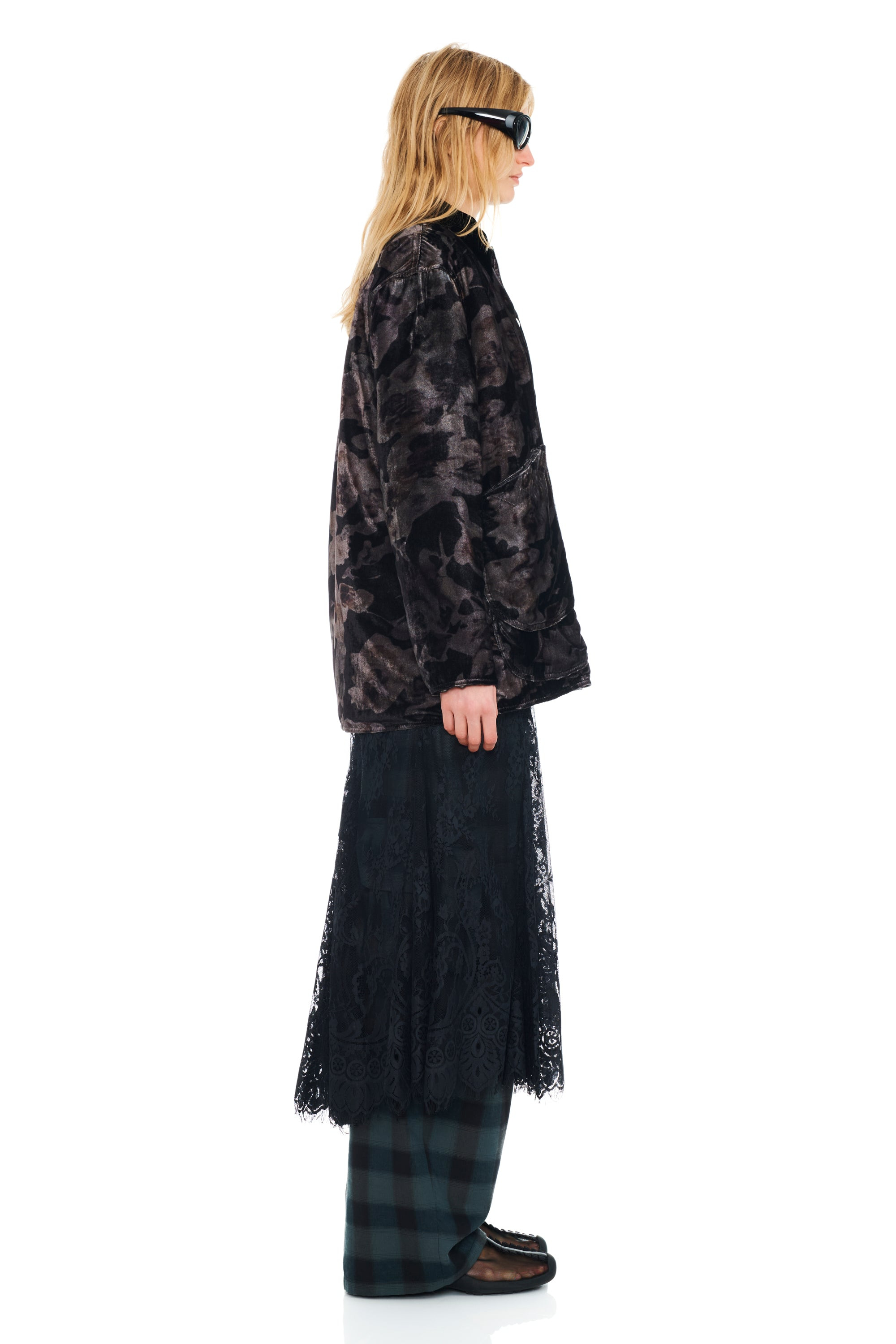 BLACK WATERCOLOR ROSES STABLE JACKET - 4
