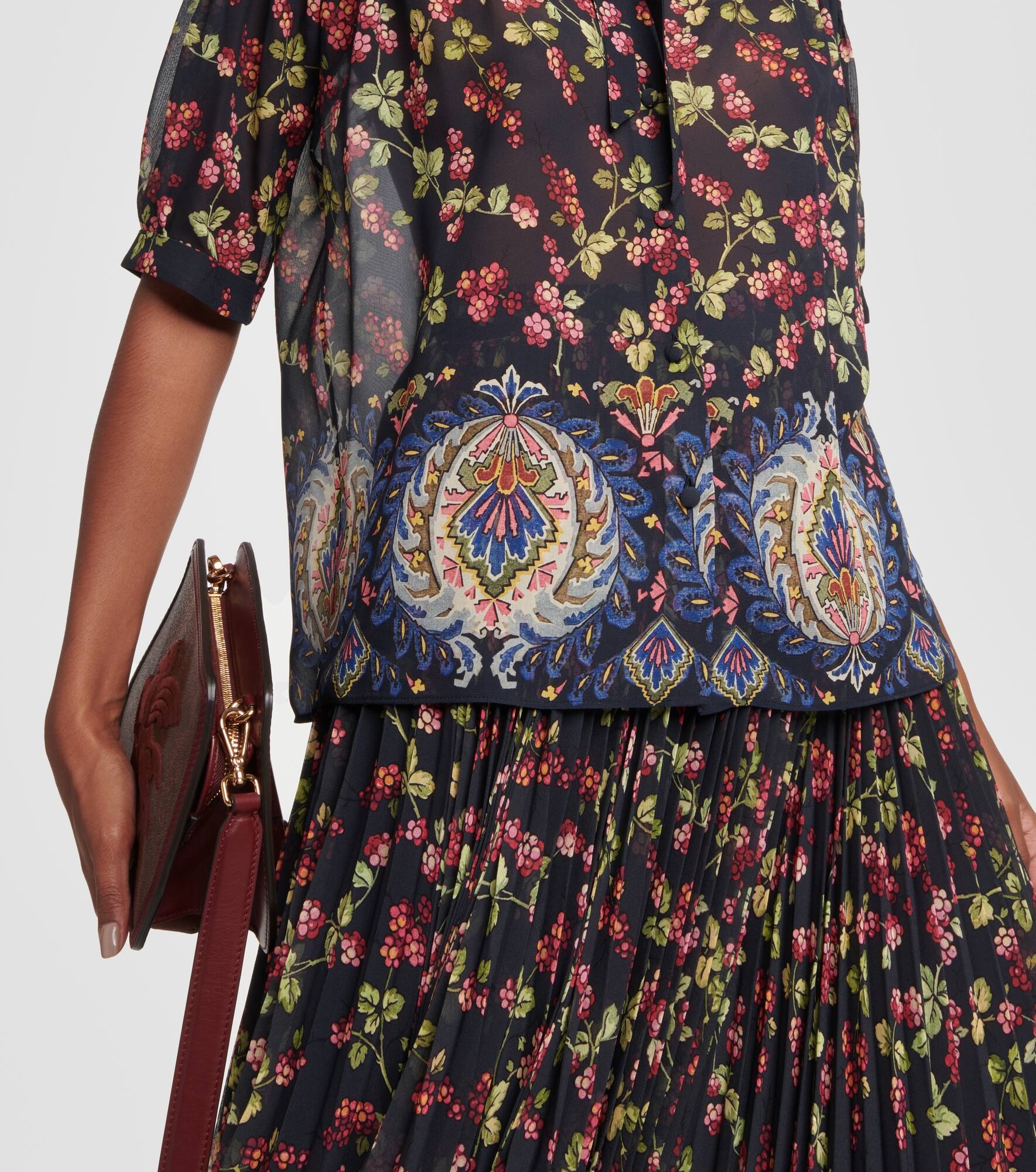 Tie-neck printed silk top - 5
