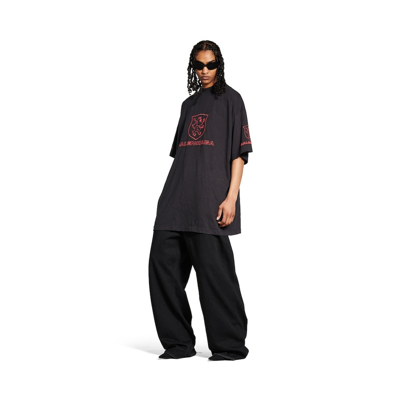 BALENCIAGA Men's Lion Club T-shirt Oversized in Black/red outlook