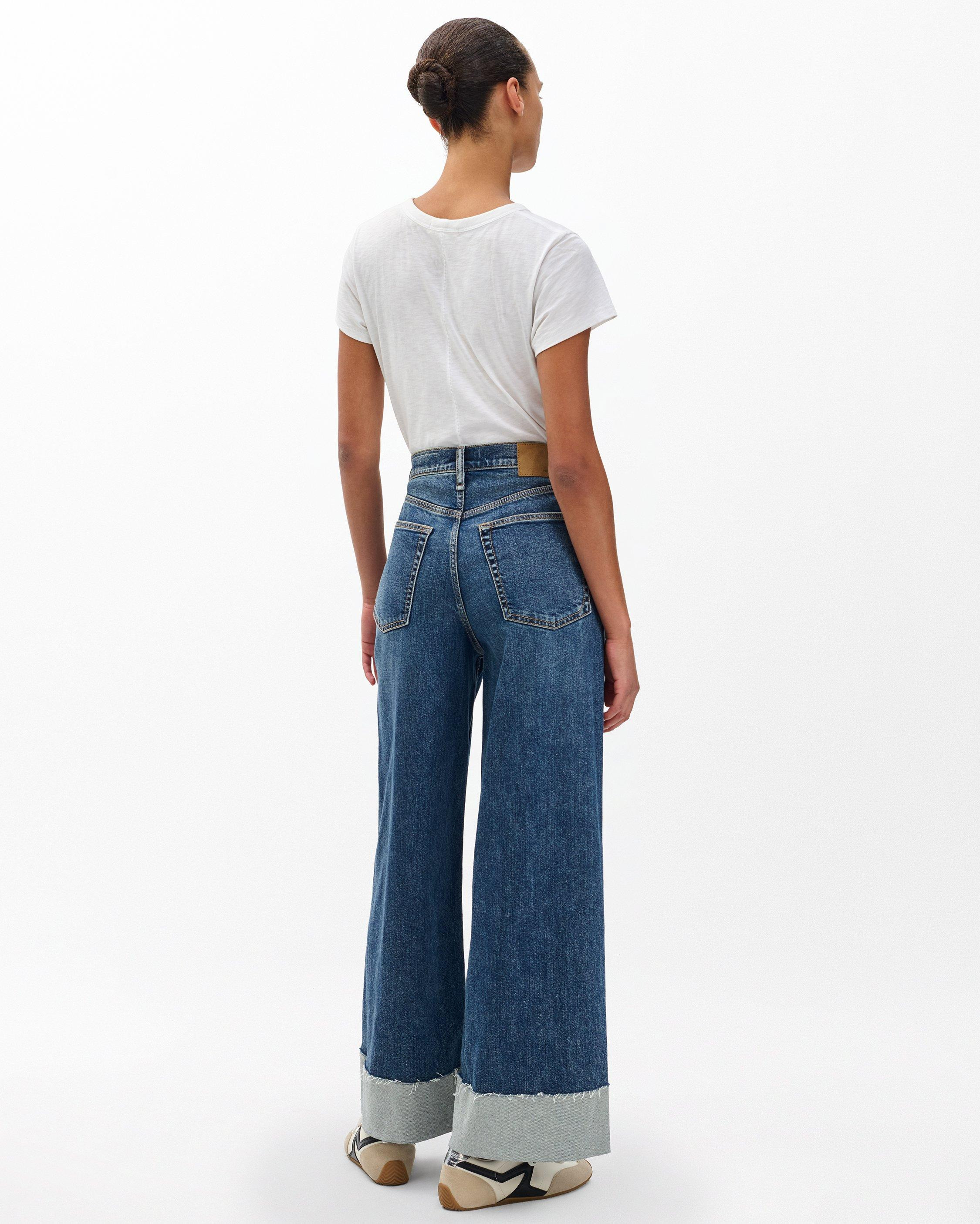 Sofie Cuffed Wide-Leg Jeans
Vintage Stretch in Lee - 6