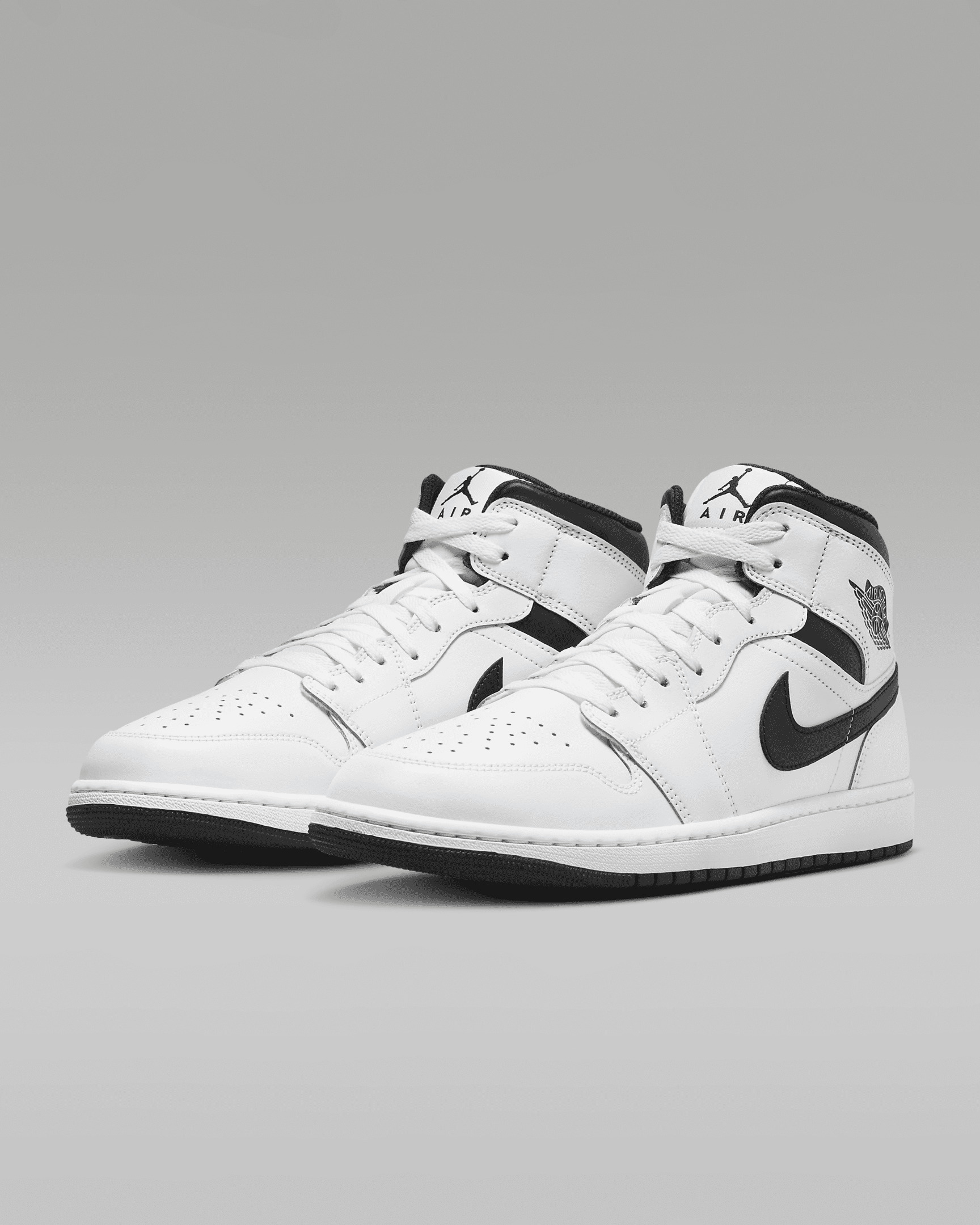 Men's Air Jordan 1 Mid Shoes - 5