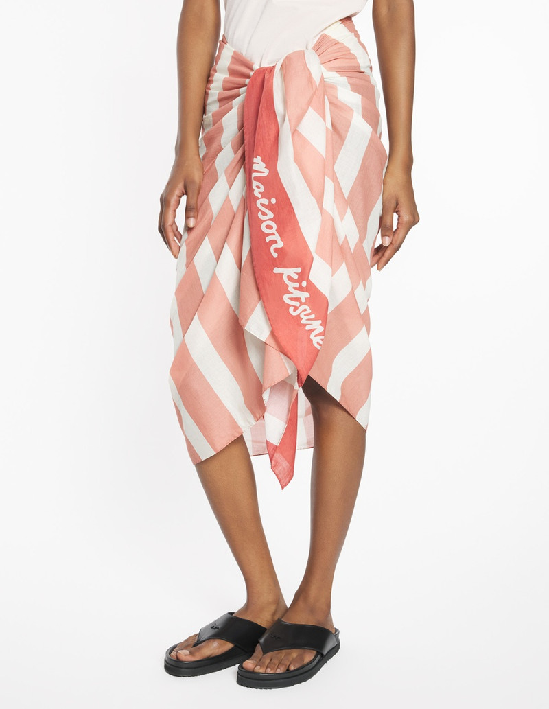 MAISON KITSUNE HANDWRITING PAREO 3