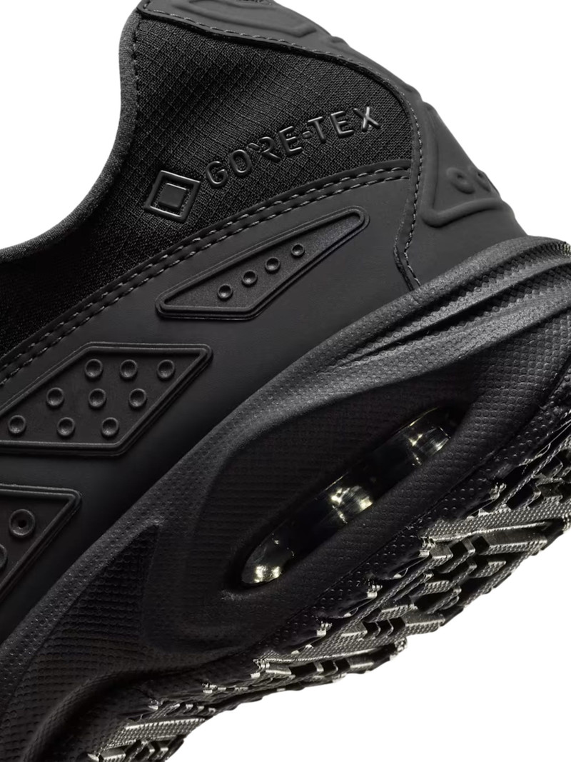 Nike Air Max SNDR GTX Sneaker 5