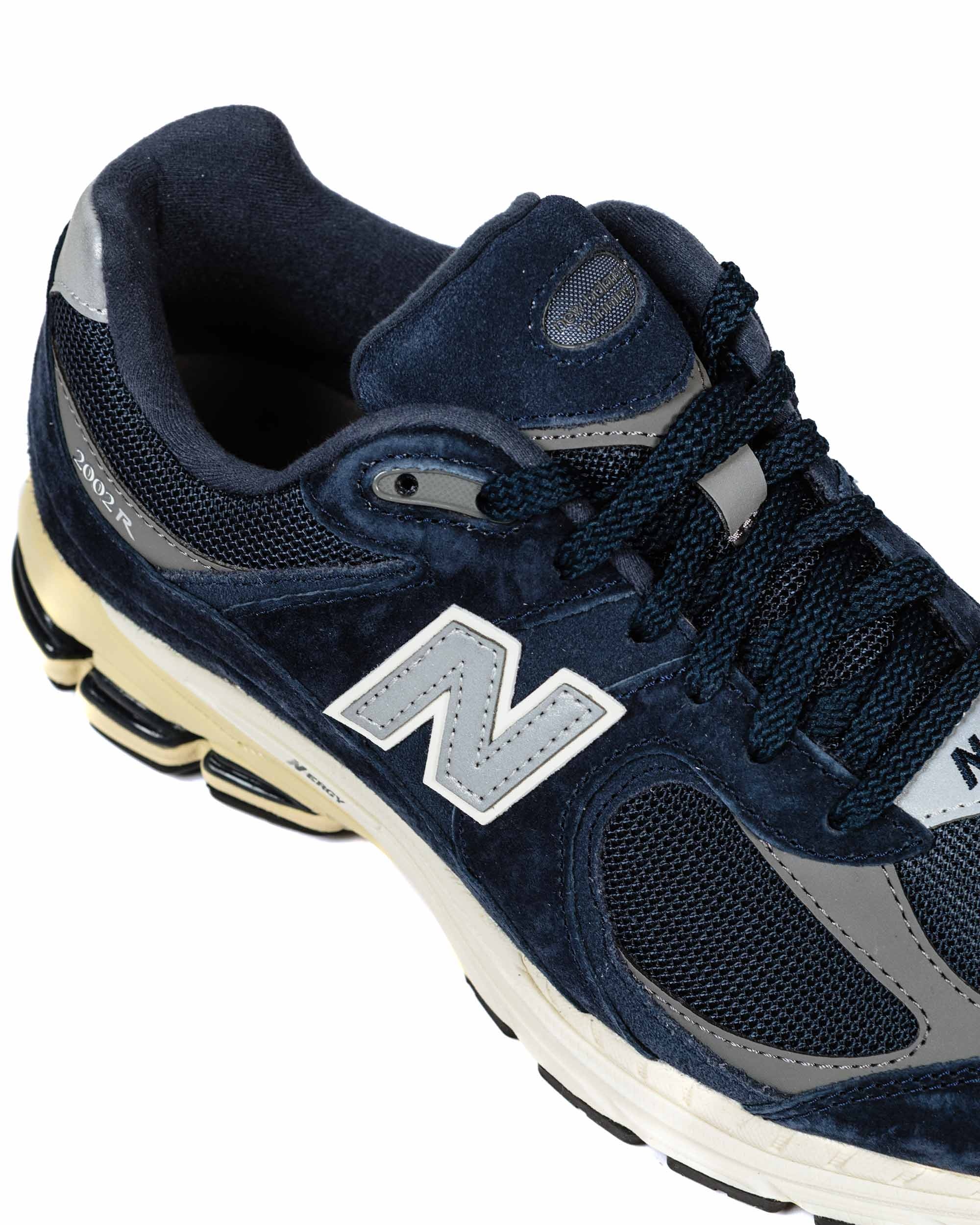 M2002RCA Eclipse/Castlerock - 3