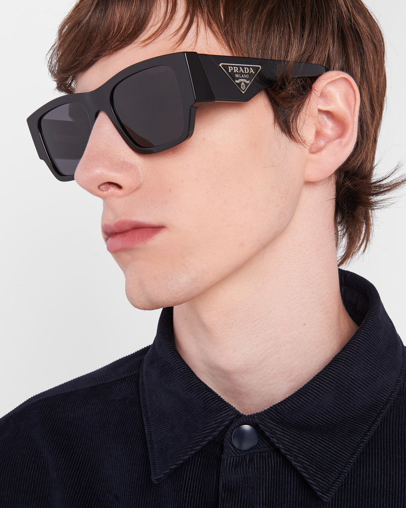 Prada Sunglasses with triangle logo outlook