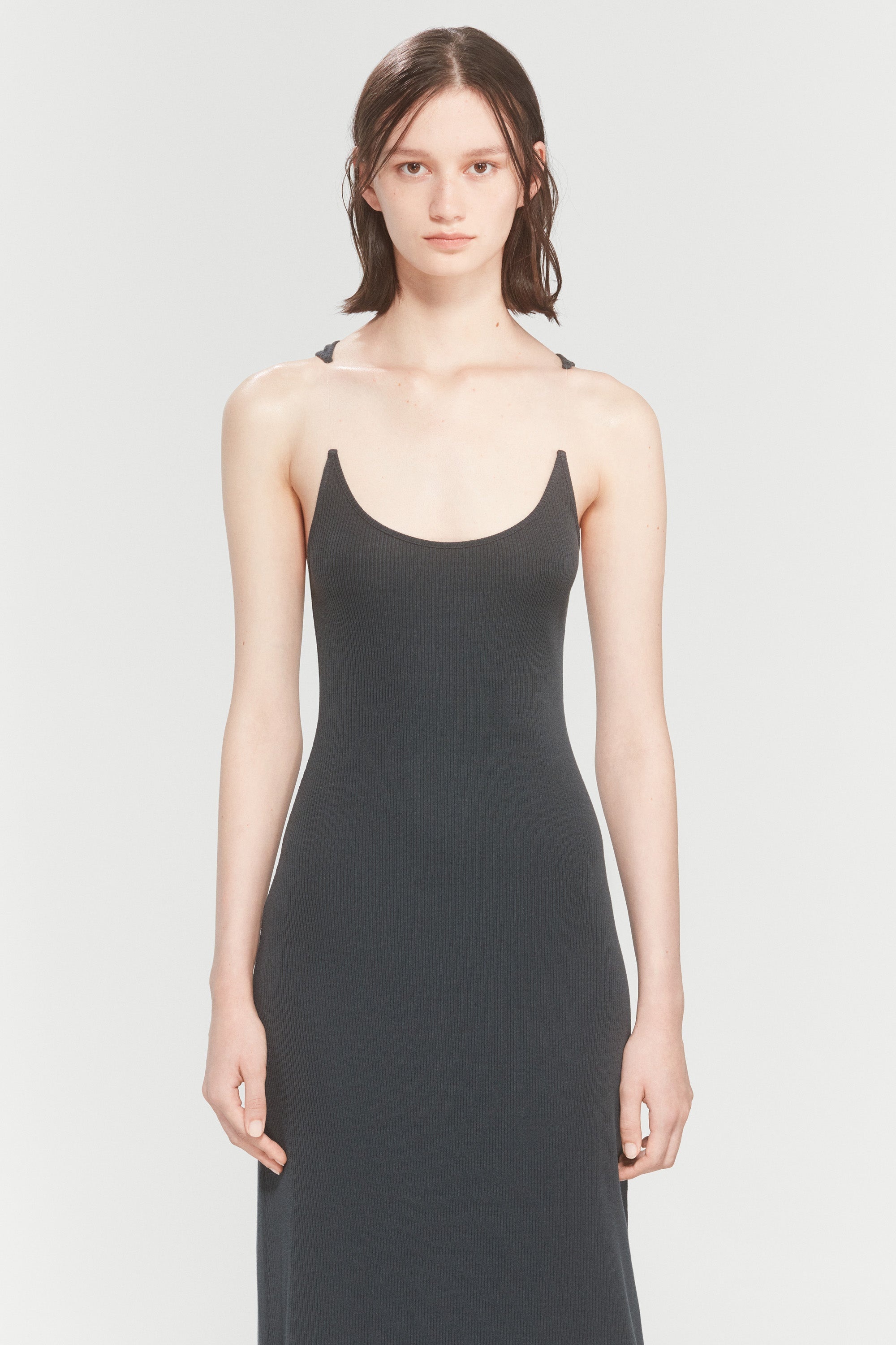 INVISIBLE STRAP DRESS - 3