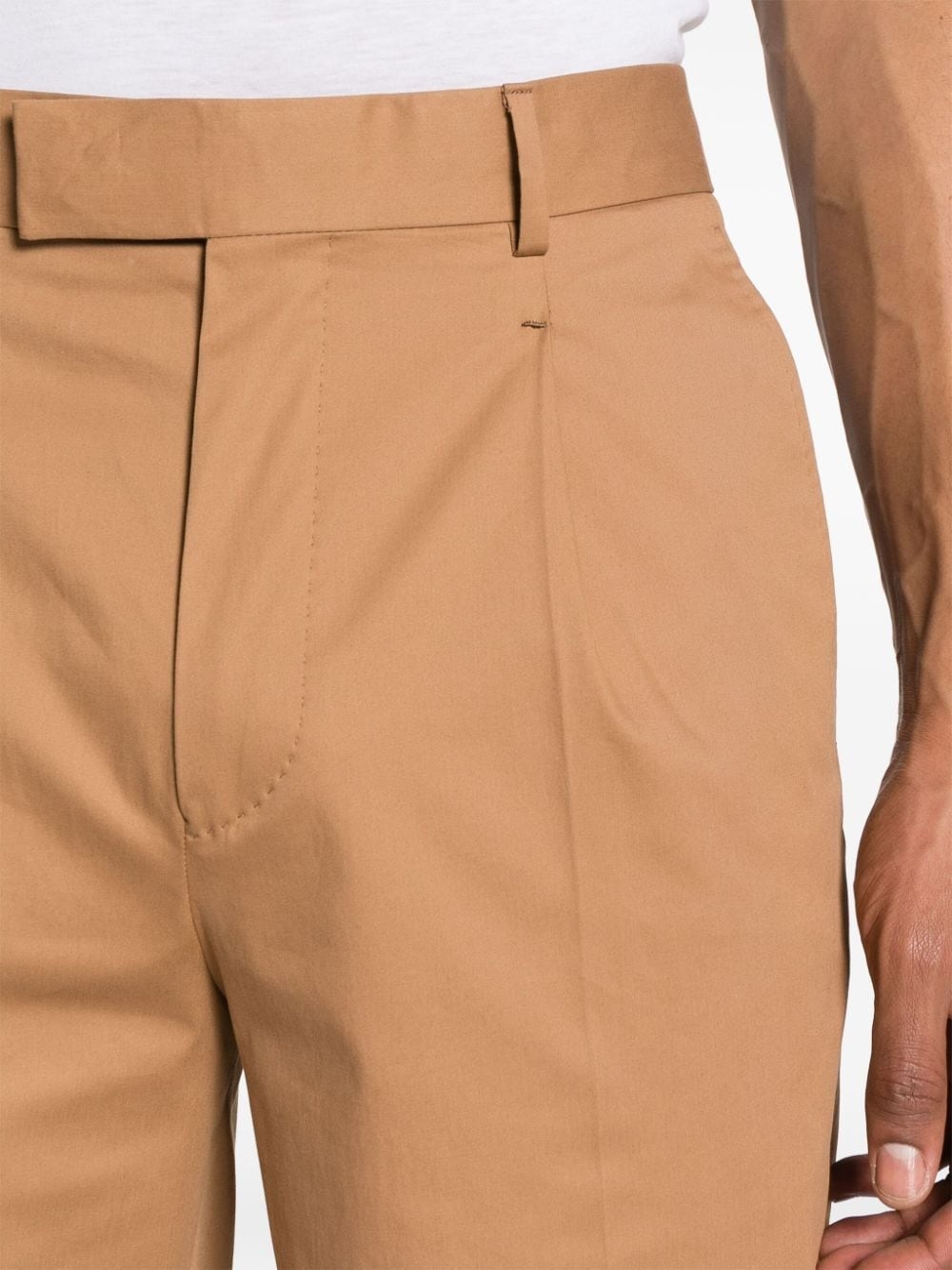 mid-rise pleated chino trousers - 5