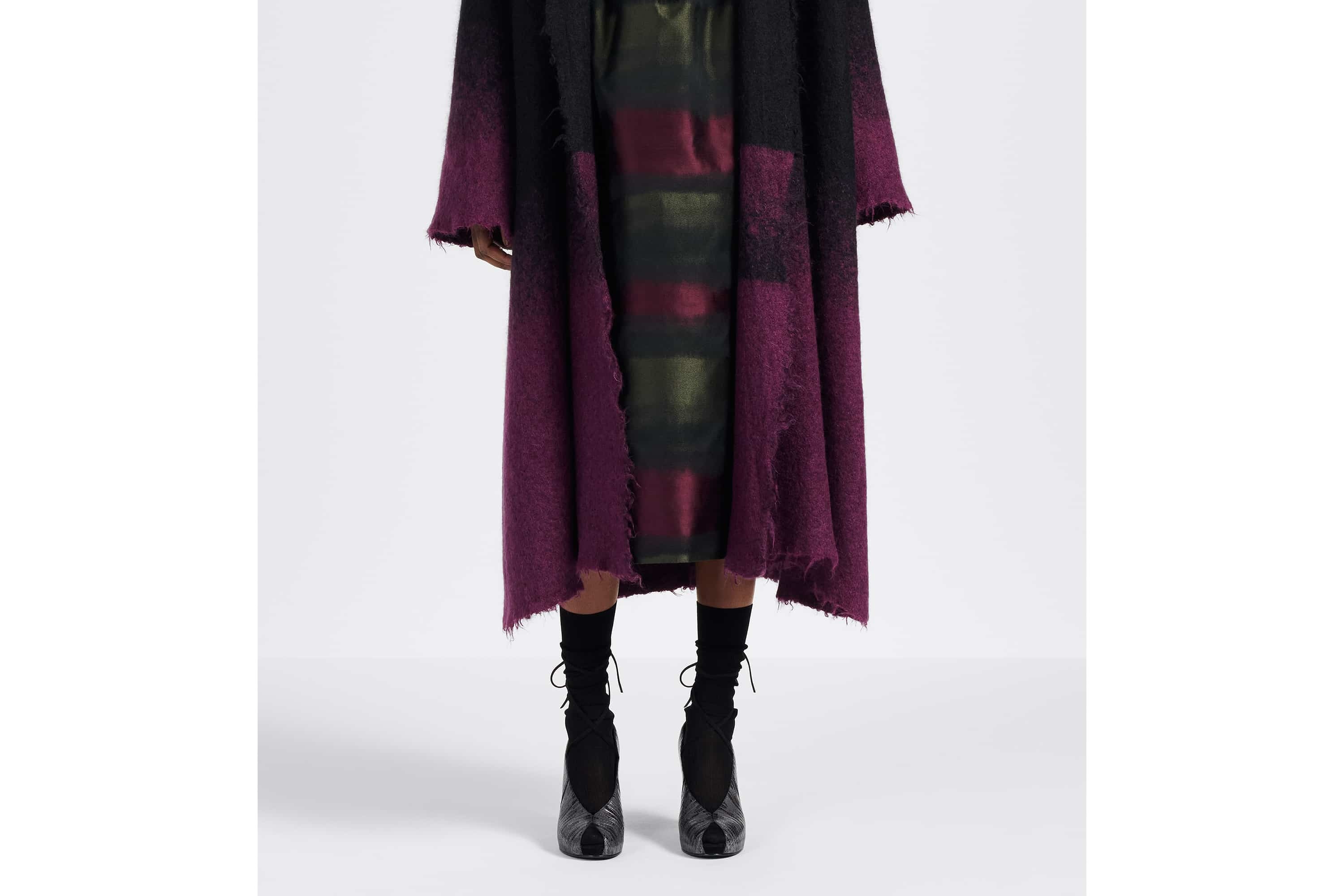 Mid-Length Straight-Cut Skirt - 8