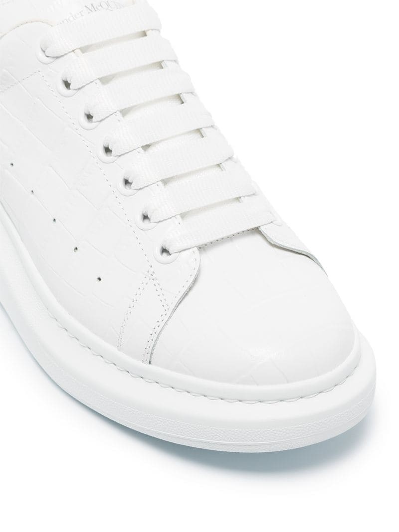Oversized low-top sneakers - 2