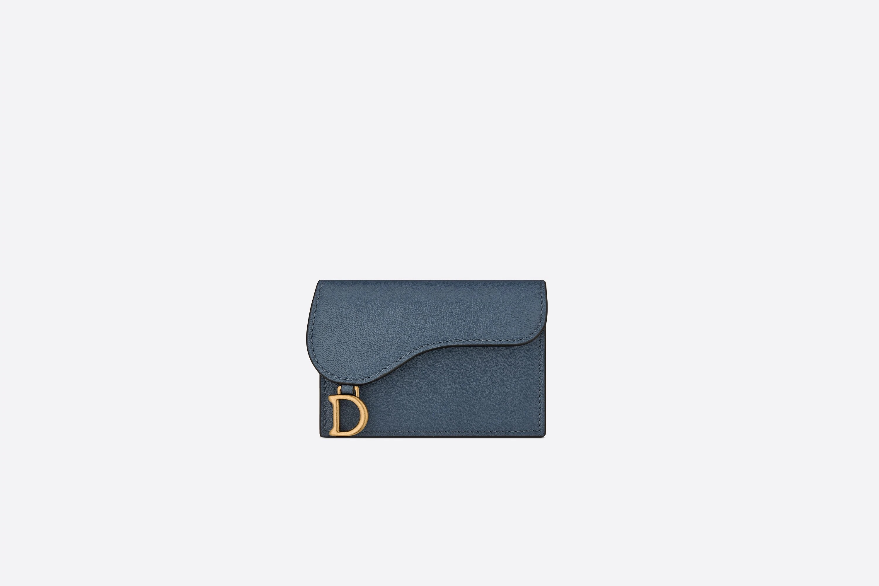 Saddle Flap Card Holder 1
