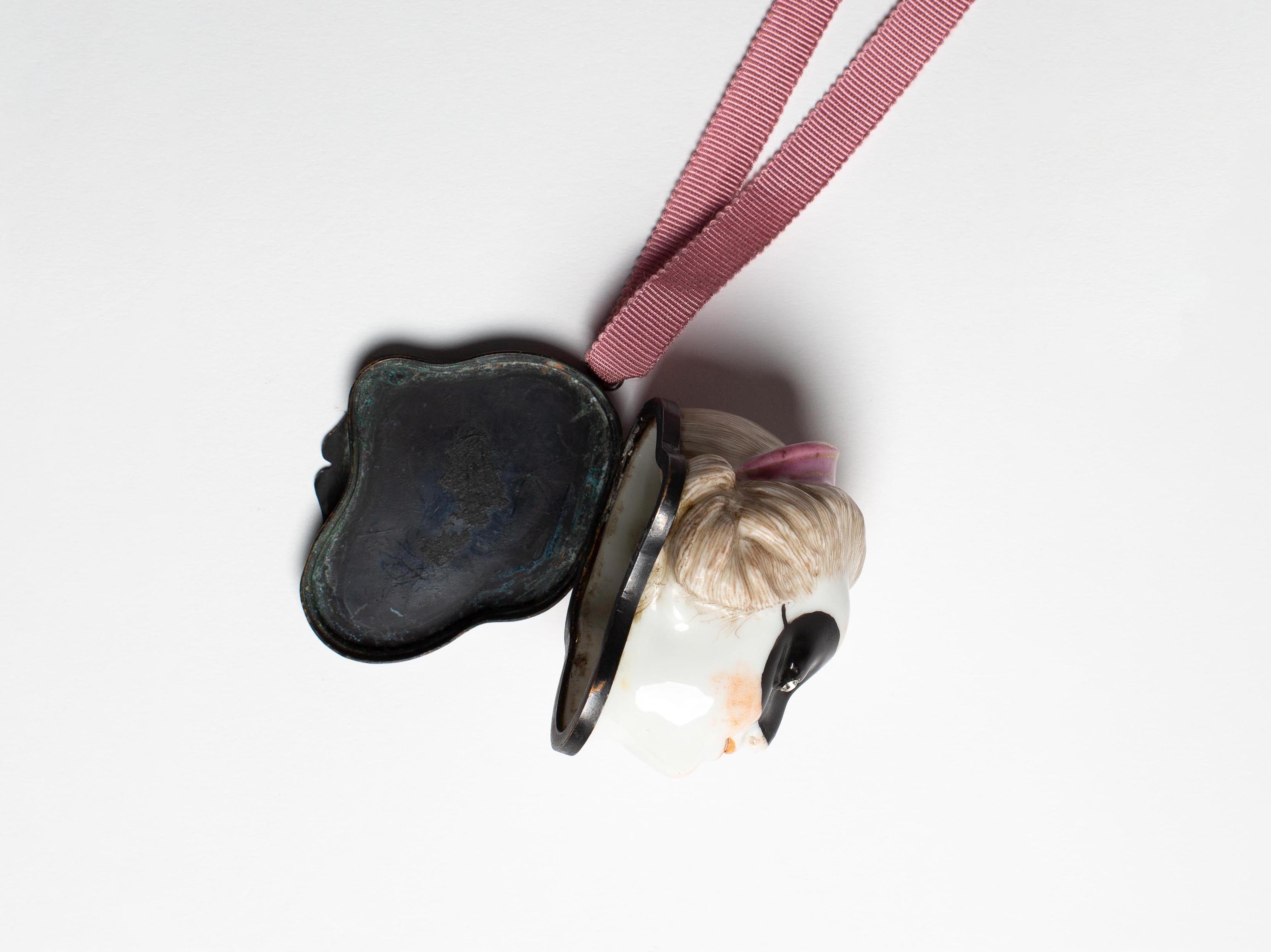 MASQUERADE HEAD IN PORCELAIN - 8