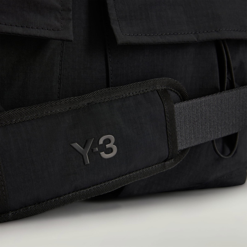 Y-3 UTILITY MESSENGER BAG 3