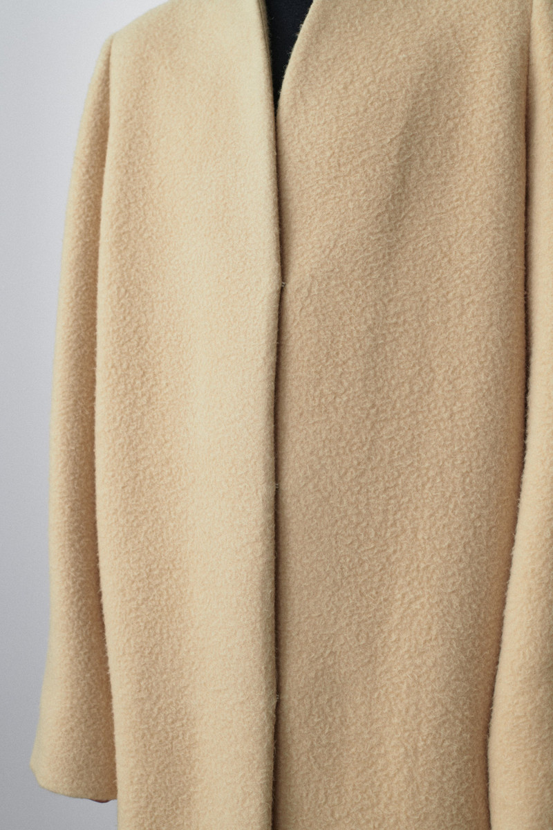 Ceren Coat in Alpaca and Cashmere 4