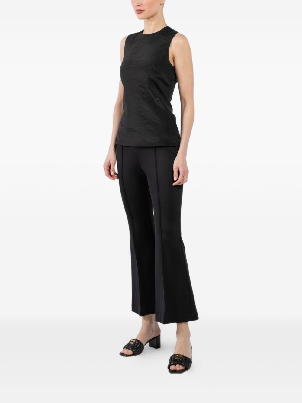 sleevless textured top - 3