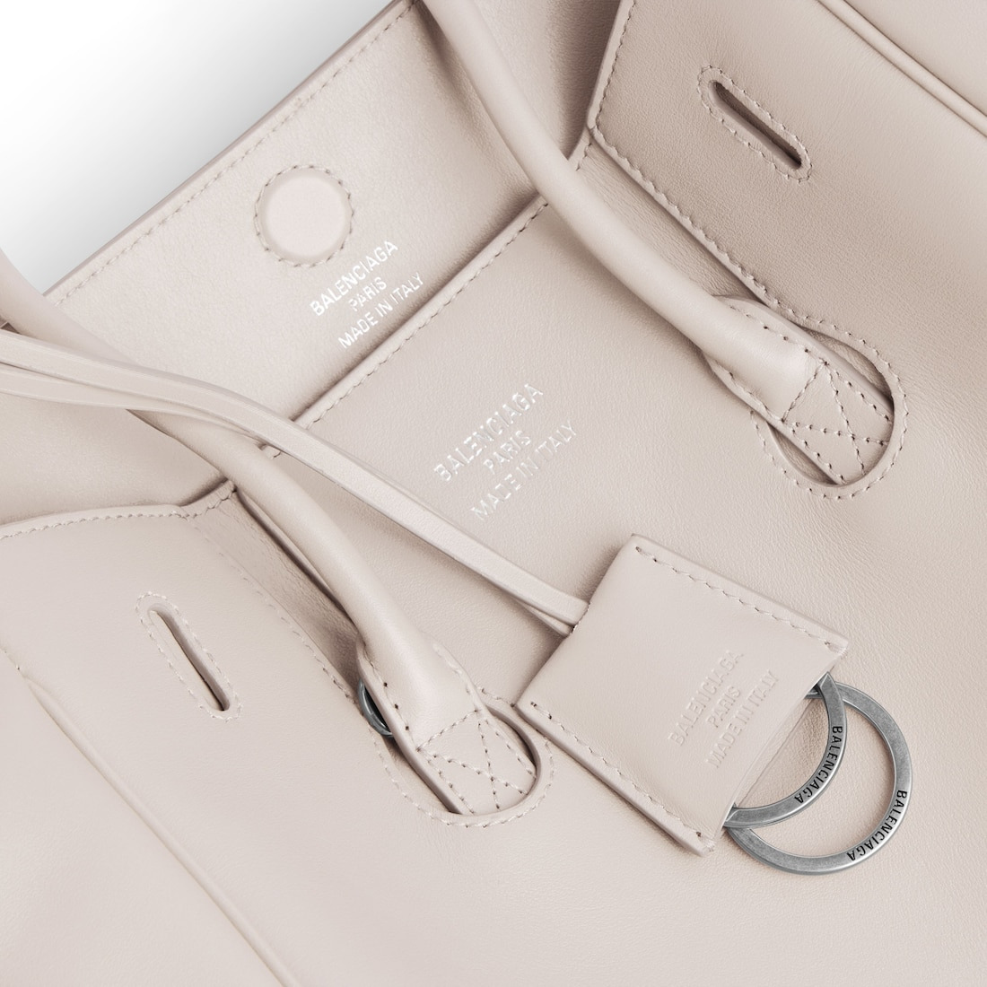 Women's Hampton Carry All Bag Mini in Almond - 6