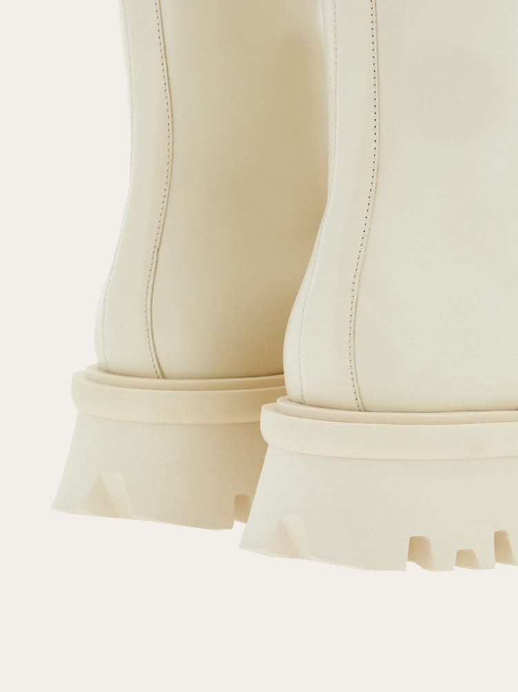 COMBAT BOOT WITH CHUNKY SOLE - 6
