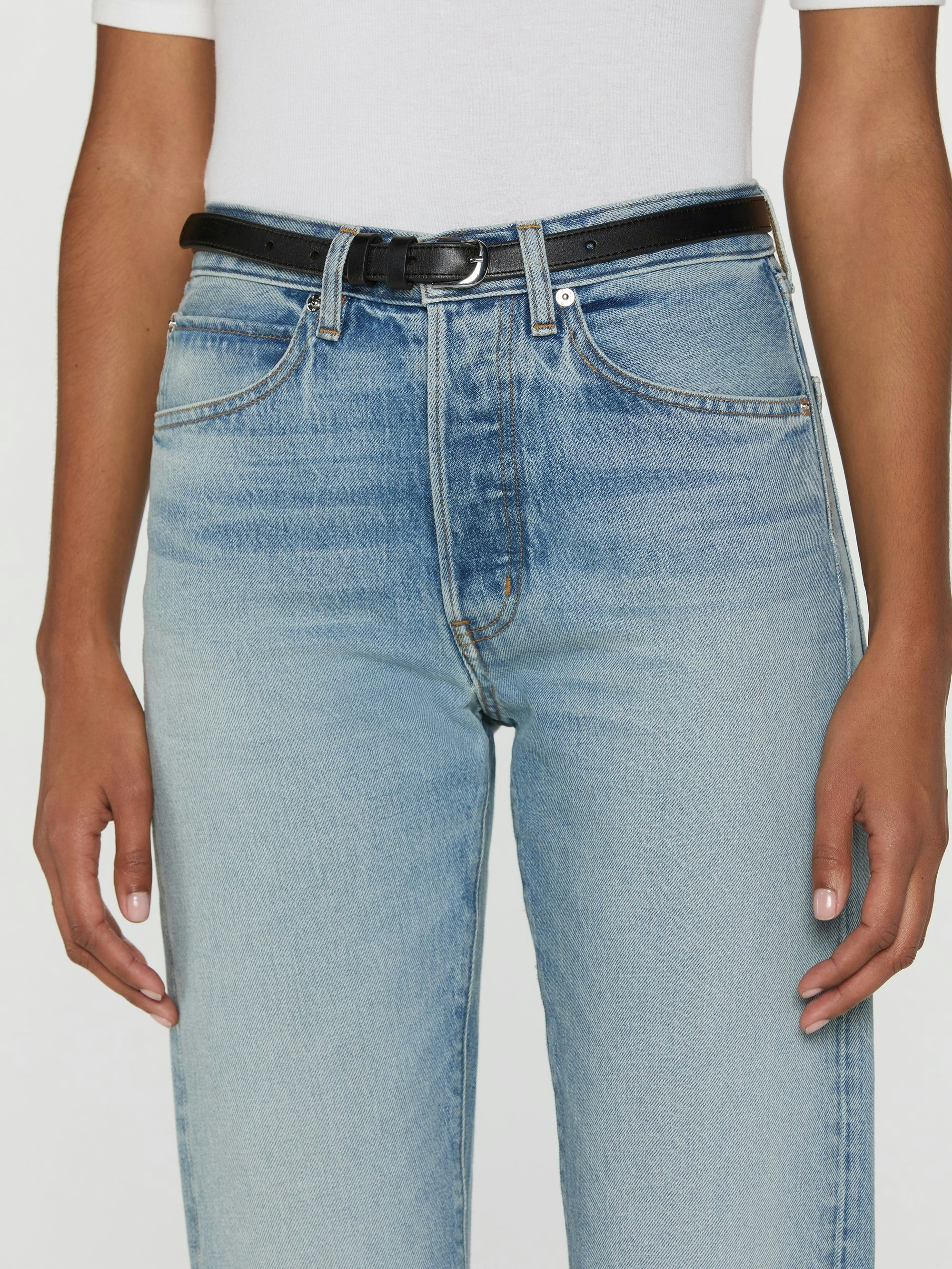 THE VERTICAL JEAN - 3