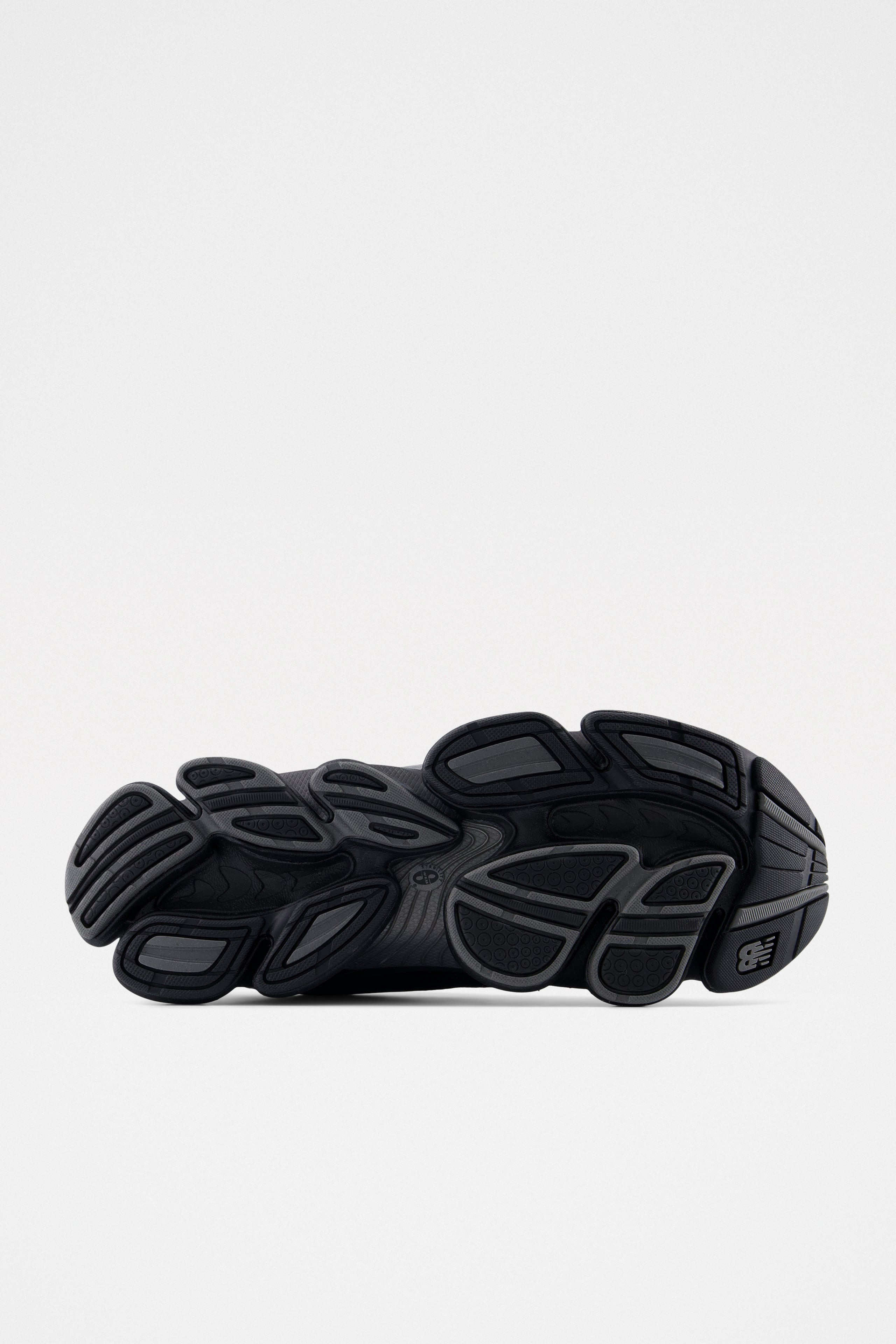 NEW BALANCE ABZORB 2000 BLACK / DARK SILVER METALLIC - 6