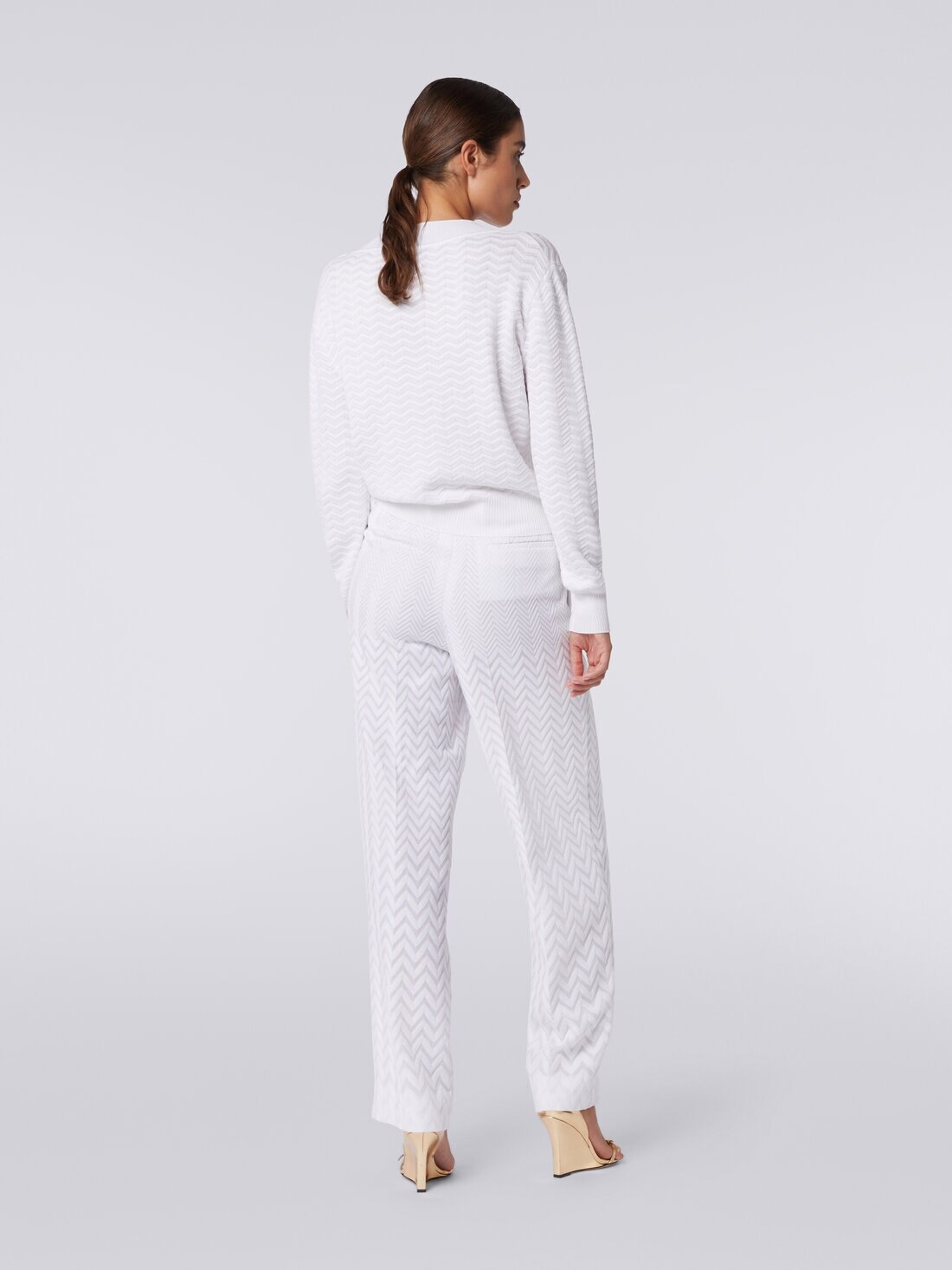 Classic trousers with raschel chevron design - 4