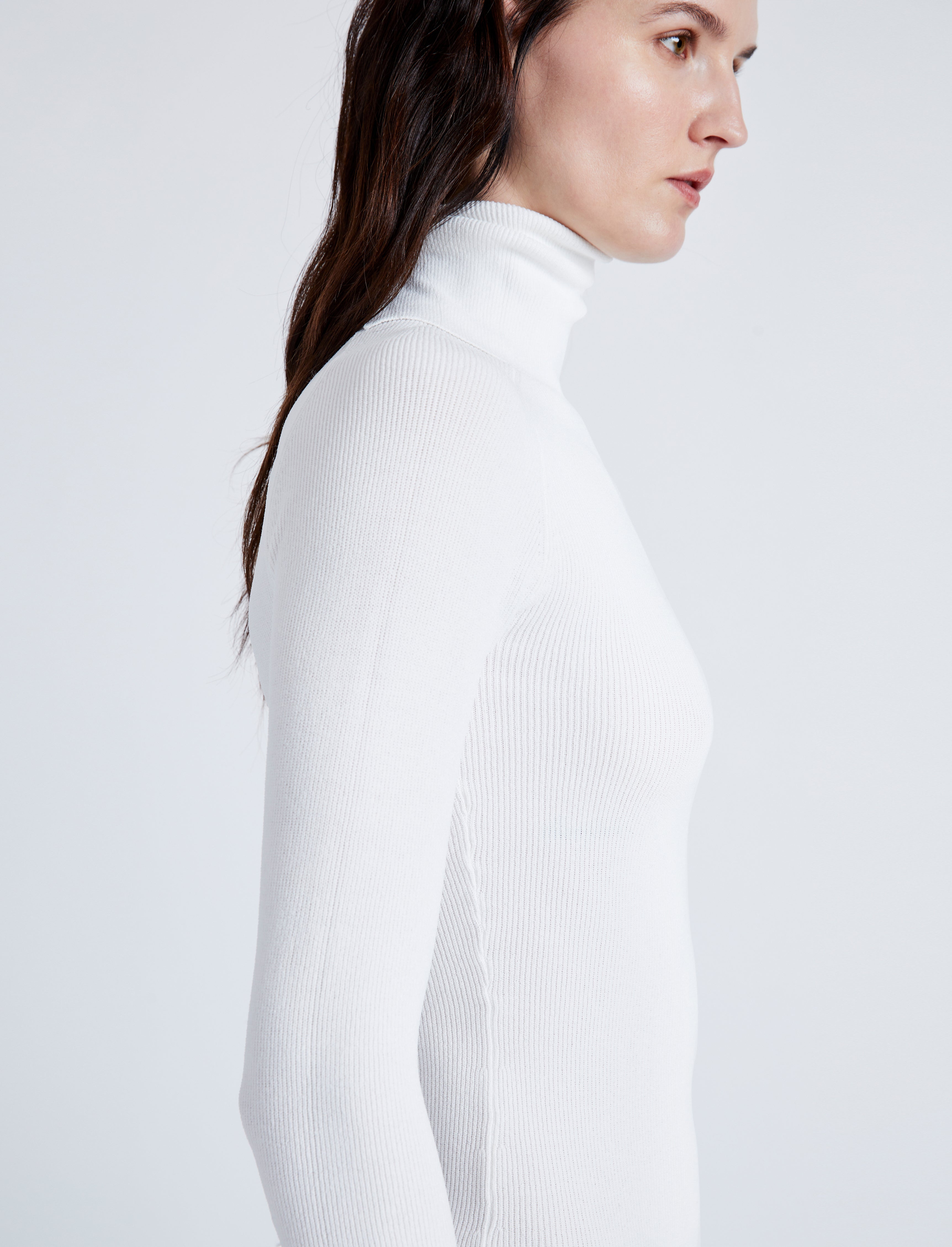 Fox Top In Matte Viscose Rib - 6