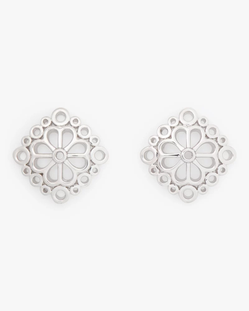 Spade Flower Lace Studs 1