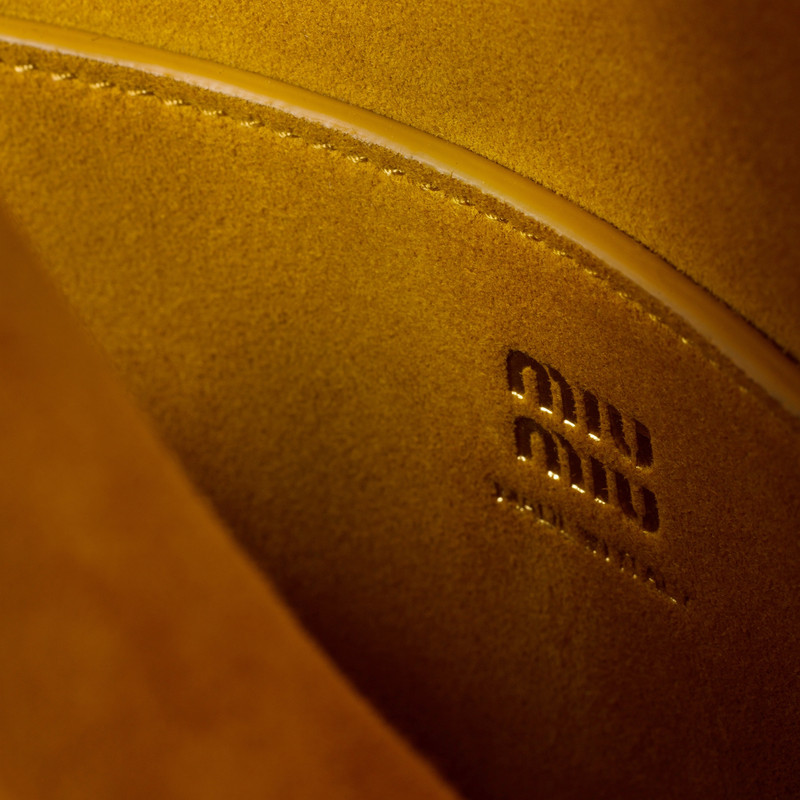 Suede bag with trick 6